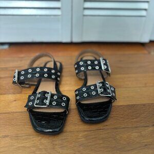 YOKI Holly Grommet Slingback Sandal **WORN ONCE** - Size 6
